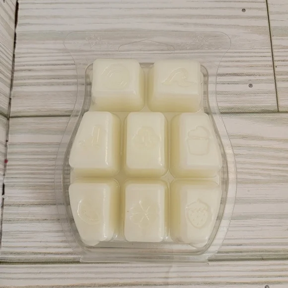 Scentsy Bar in Coco(nuts) for Coconuts - Picture 2 of 2